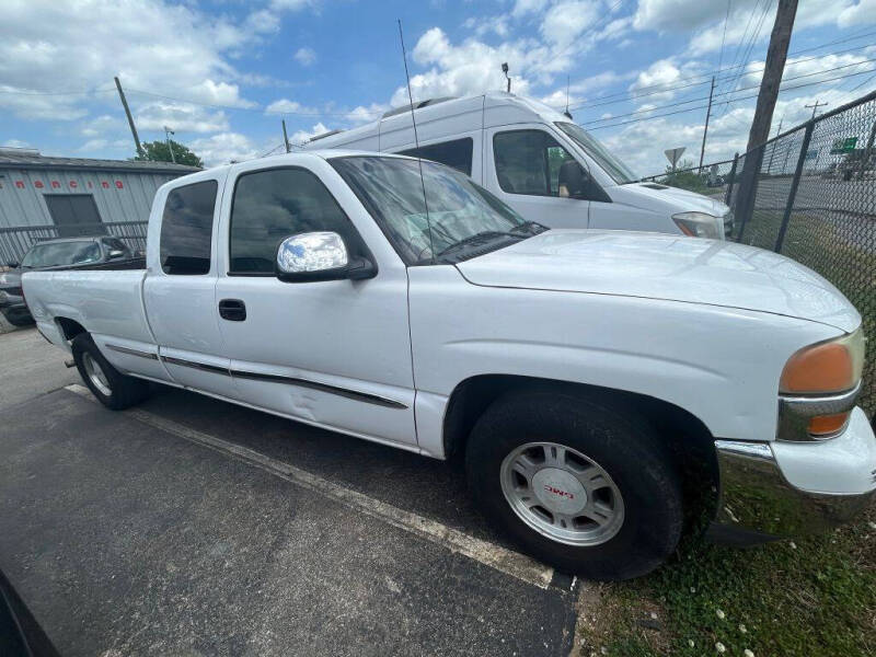 2002 GMC Sierra 1500 - Image 3